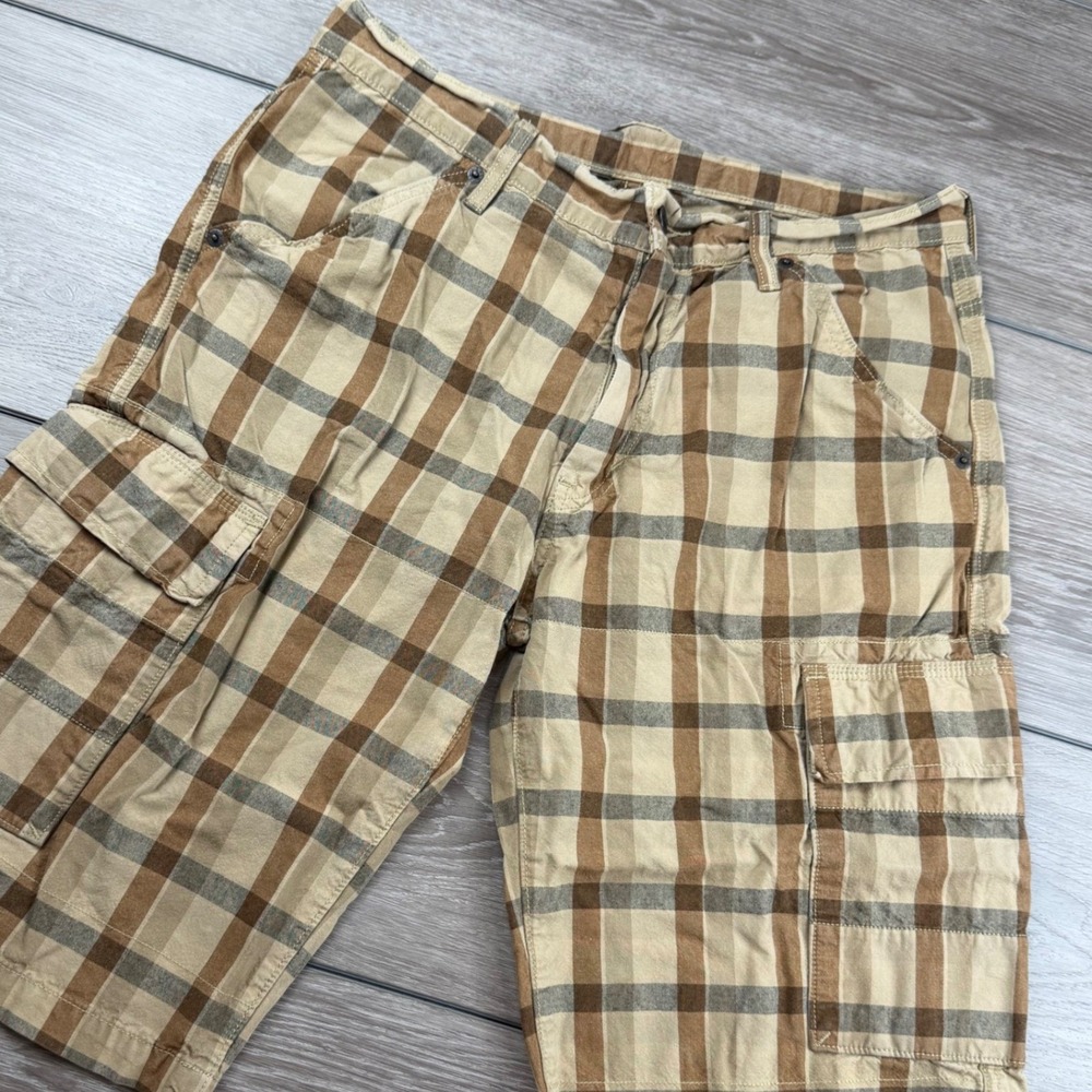 Levis Mens Cargo Shorts Plaid Tan Brown 31